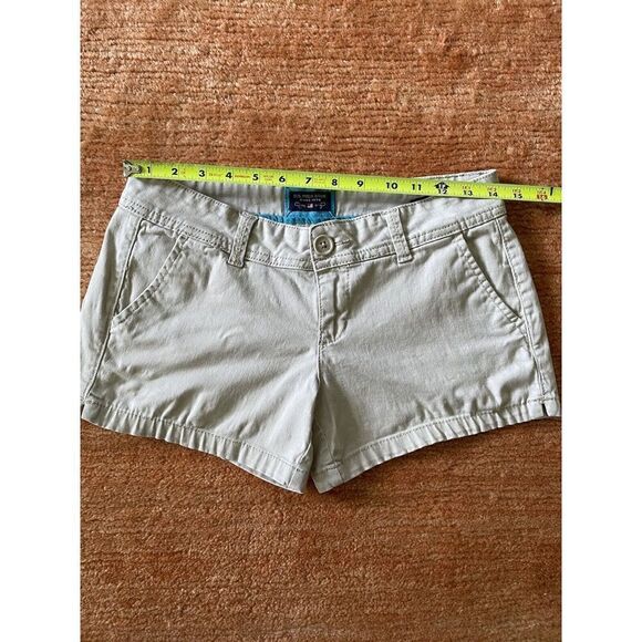 U.S. Polo ASSN Women’s Short Size 3/4 Colour Ivory Perfect Condition - Picture 3 of 8